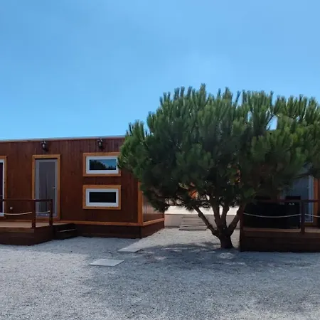 Catshouse Κάμπινγκ *