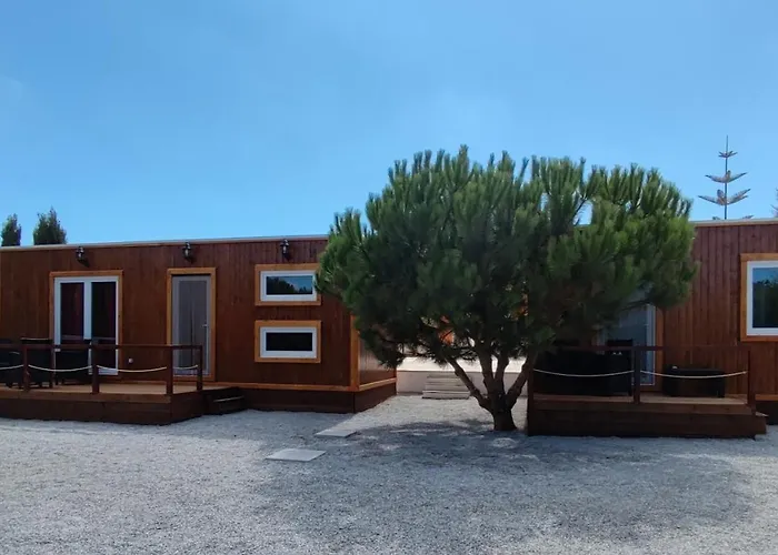 Catshouse Κάμπινγκ *